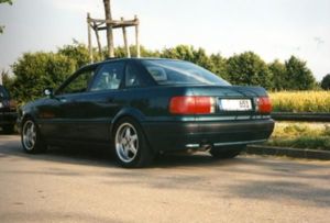 1997г.   Audi 80 2.3 NG  133PS