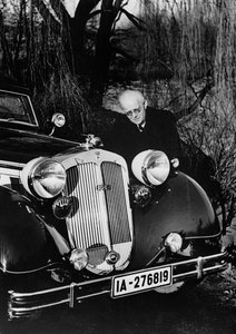 August Horch.jpg
