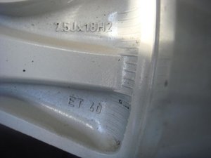 Audi a8 7.5j18 ET40.3.jpg