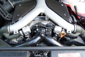 Подкапотный карбон S4 4.jpg