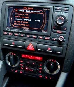 audi_a3_rnse_sat_nav.jpg