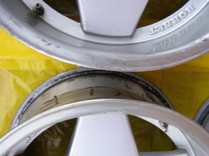 2723904414_1.jpg