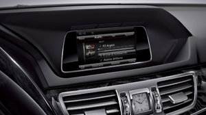 2014-E-Class-Sedan-FutureModel-Interior-02.jpg