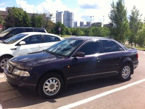 Audi A4_1.jpg