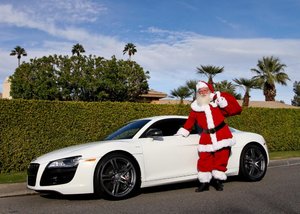 Santa's Audi R8 V10.jpg