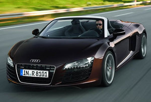 Audi-R8_Spyder_4.2_FSI_quattro_2011.jpg