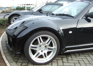 Smart_Roadster_right wheels.jpg
