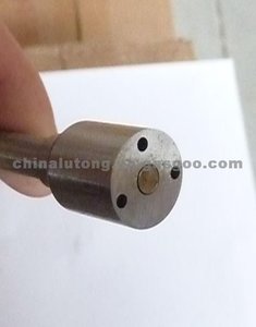 auto-part-nozzle-common-rail-dsla143p970.jpg