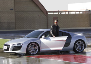 Iron Man and Audi R8_small (5).jpg