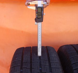 S8009086.jpg