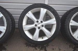 front_03_r.jpg