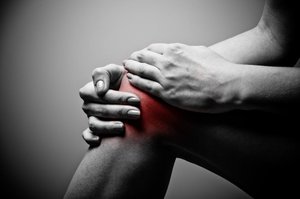 knee-pain (1).jpg