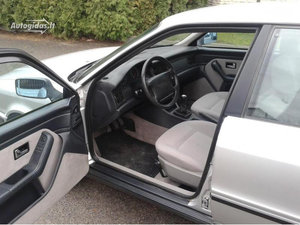 audi-80-b4-sedanas-1994 (1).jpg