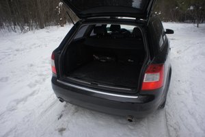 audi_a4_09.jpg