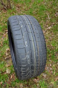 Pirelli_PZero_255_45_R18_99Y-03.jpg