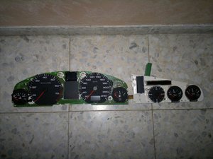 17032014418_1.jpg