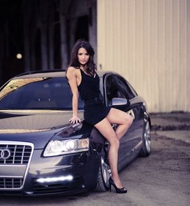 1361296402_girls_and_cars_39_1.jpg