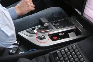 2016-audi-q7-interior-spy-12jpg.jpg