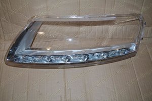 LED_DRL_Audi_C6_inserted_with_glass_kit.jpg