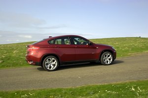 x6 adv2.jpg