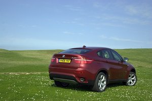 x6 adv3.jpg
