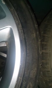 2014485990.jpg
