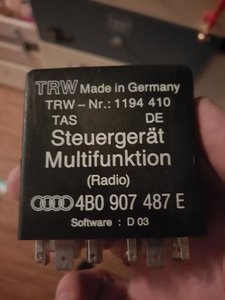 P51228-172705.jpg
