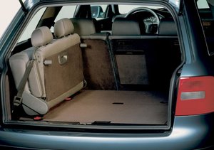 audi-a6_avant_1998_039.jpg