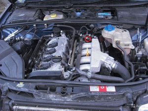 dvigatel-audi-a4-1-8-turbo-14.jpg