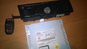 Cm2XYxmku24.jpg