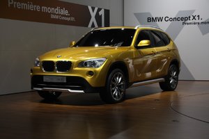 12_bmw_x1_live.jpg