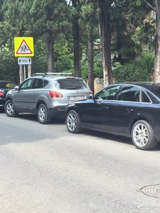 3070730086.jpg