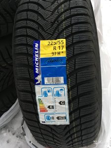 225.55.17 MICHELIN.jpg