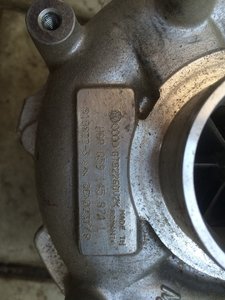 0441waX3Md0.jpg