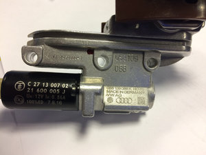9988d95s-960.jpg
