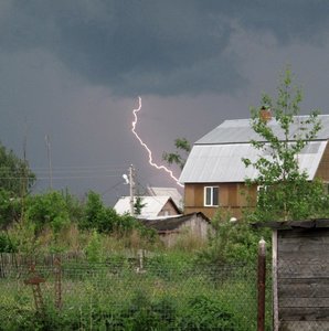 Молния.jpg