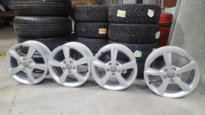 adac1275-38a1-4f02-a1d9-e5e1b360047f.jpg