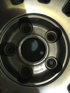 b83WjCax5l8.jpg