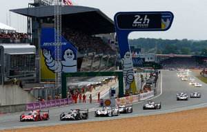 LM24-race-Porsche-02.jpg
