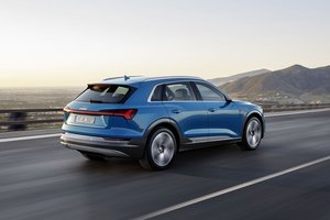 audi-e-tron-quattro-5.jpg