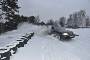 Чуть не прикупил резину).jpg