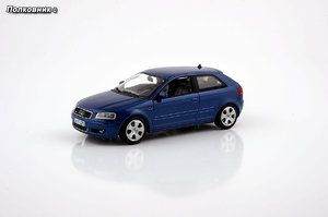 3- 2003 Audi A3 Typ (8P) (Minichamps).jpg