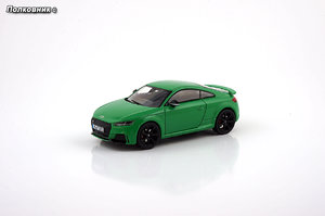 9- 2016 Audi TT RS Coupe Typ (8S) (iScale).jpg