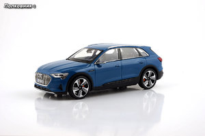 24- 2018 Audi Q6 e-tron Typ (GE)  (Spark).jpg