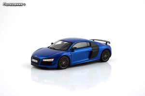 33 - 2015 Audi R8 LMX Coupe Typ (42) Arablau (Spark).jpg
