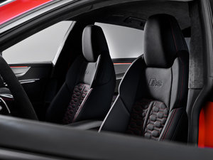 2020-Audi-RS7-Sportback-8.jpg