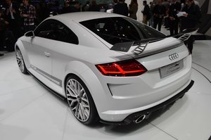 1394131264_02-audi-tt-sport-quattro-concept-geneva-1.jpg