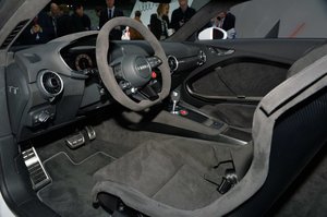 1394131267_22-audi-tt-sport-quattro-concept-geneva-1.jpg