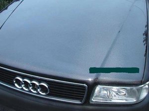 Audi_B4_cf_hood.jpg