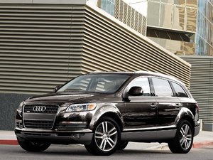 2006 Audi Q7 4.2 Quattro (US) 004.jpg